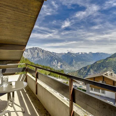 Penthouse Les Telecabines *