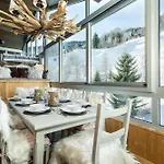 Penthouse Les Telecabines Apartment